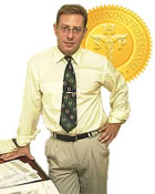 Jesús Genaro González. Rector de la Sociedad de Hipnosis Profesional.